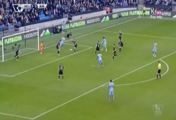 VIDEO: Silva có pha xử lý điệu nghệ mở tỷ số của Man City